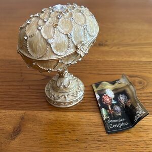 Sammler Zertifikat stunning egg.